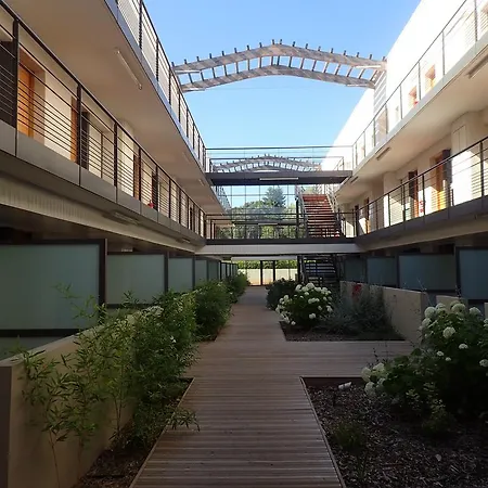Les Jardins D'athena