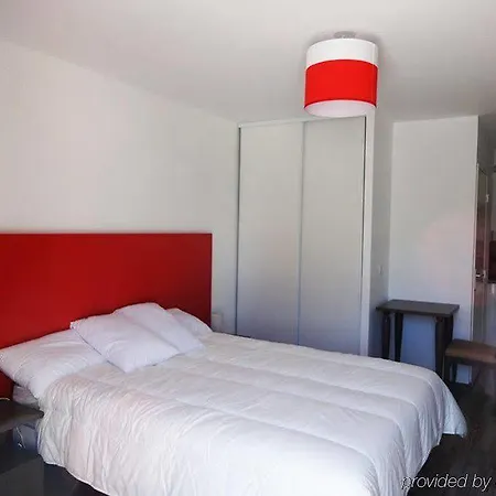 Les Jardins D'athena Hotel apartamentowy 3*